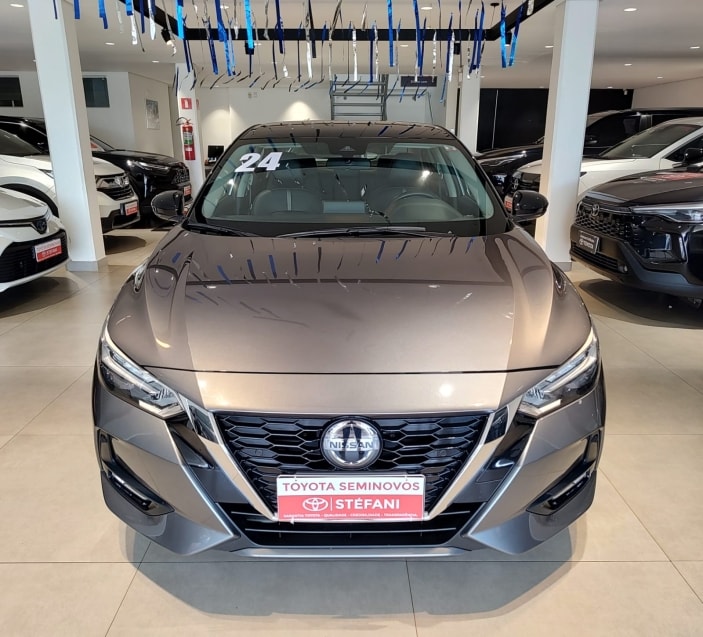 Nissan Sentra 2024, foto 1 de 10